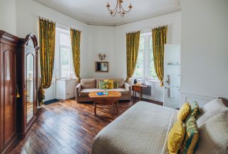 château 20 Pièces en vente sur ST GOAZEC (29520)