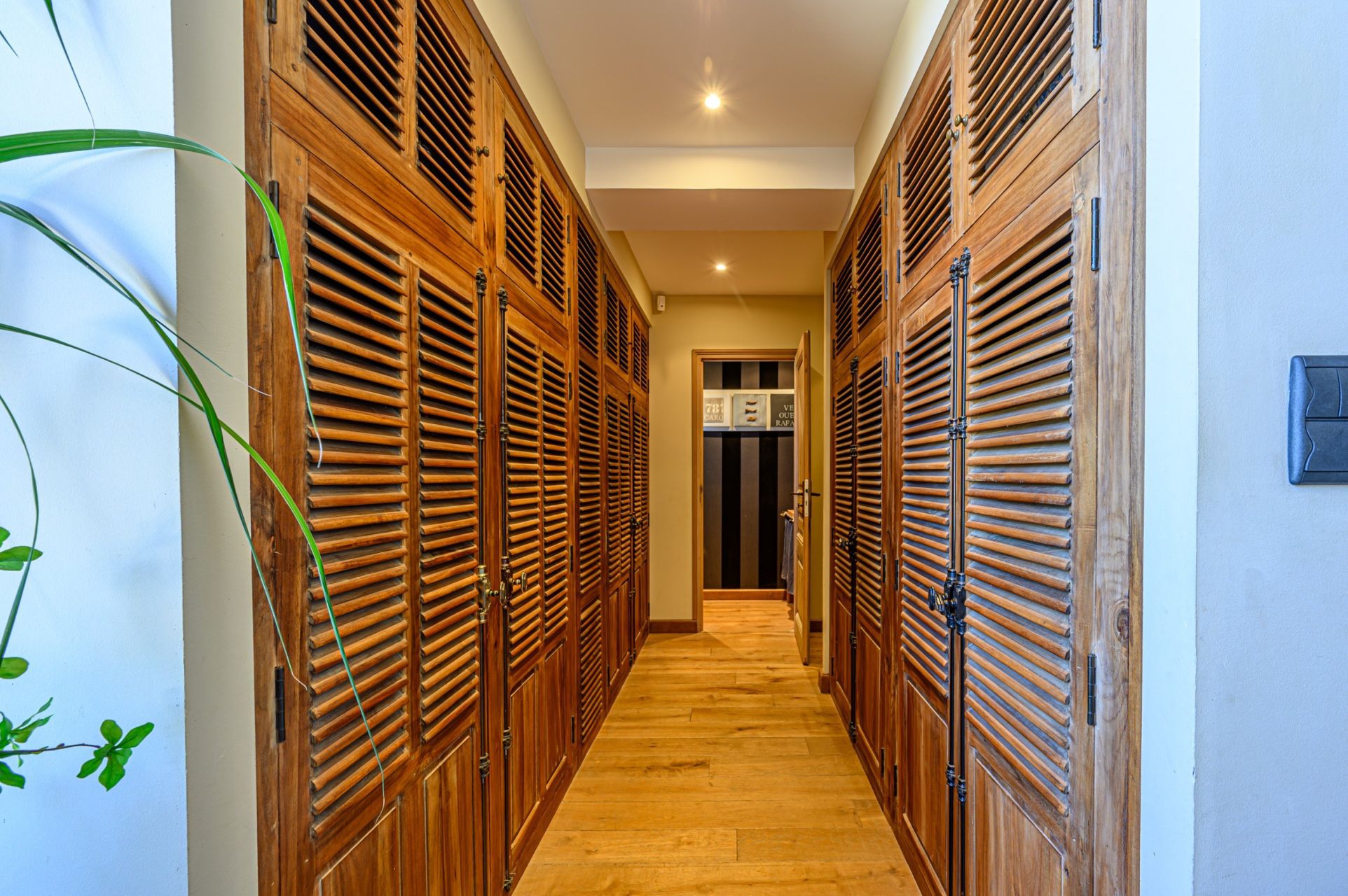 contemporary house 7 Rooms for sale on VANNES (56000)