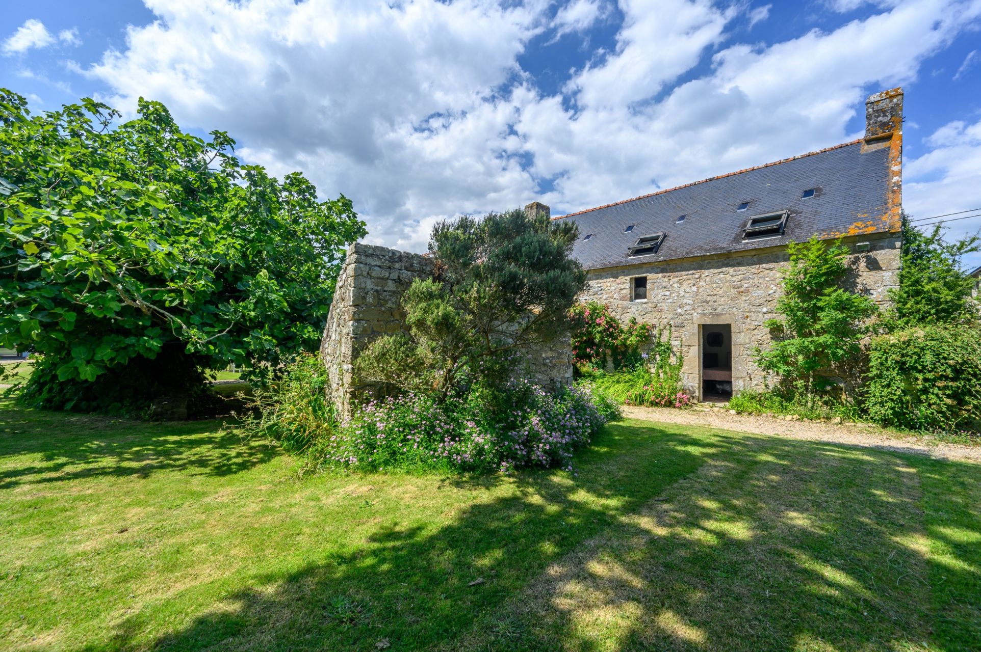 maison 18 Pièces en vente sur LOCMARIAQUER (56740)