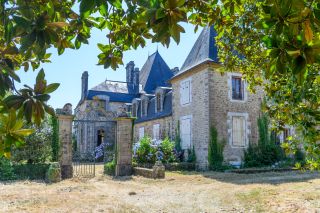 manoir 20 Pièces en vente sur PLUNERET (56400)