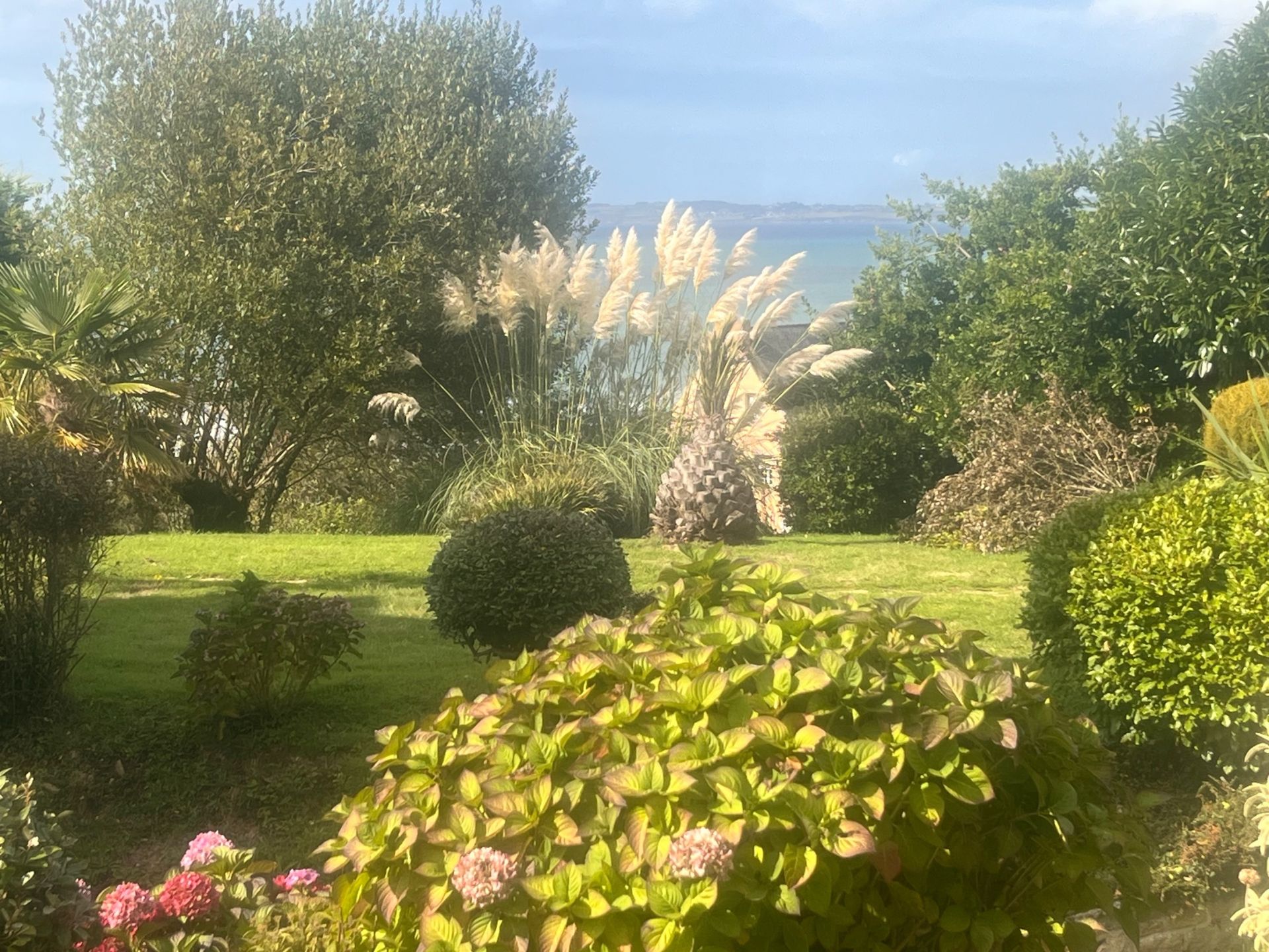 house 7 Rooms for sale on KERLAZ (29100)