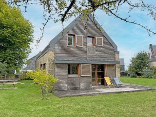 maison 9 Pièces en vente sur MORGAT (29160)