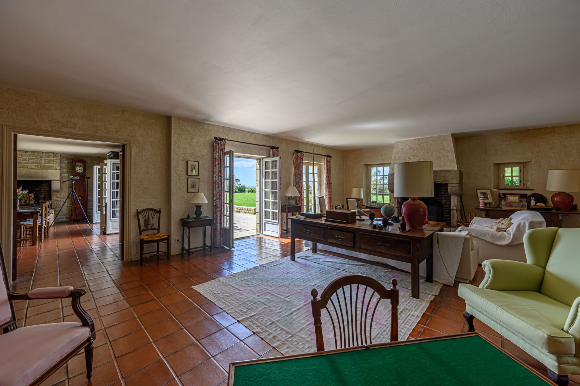 propriété 15 Pièces en vente sur CONCARNEAU (29900)