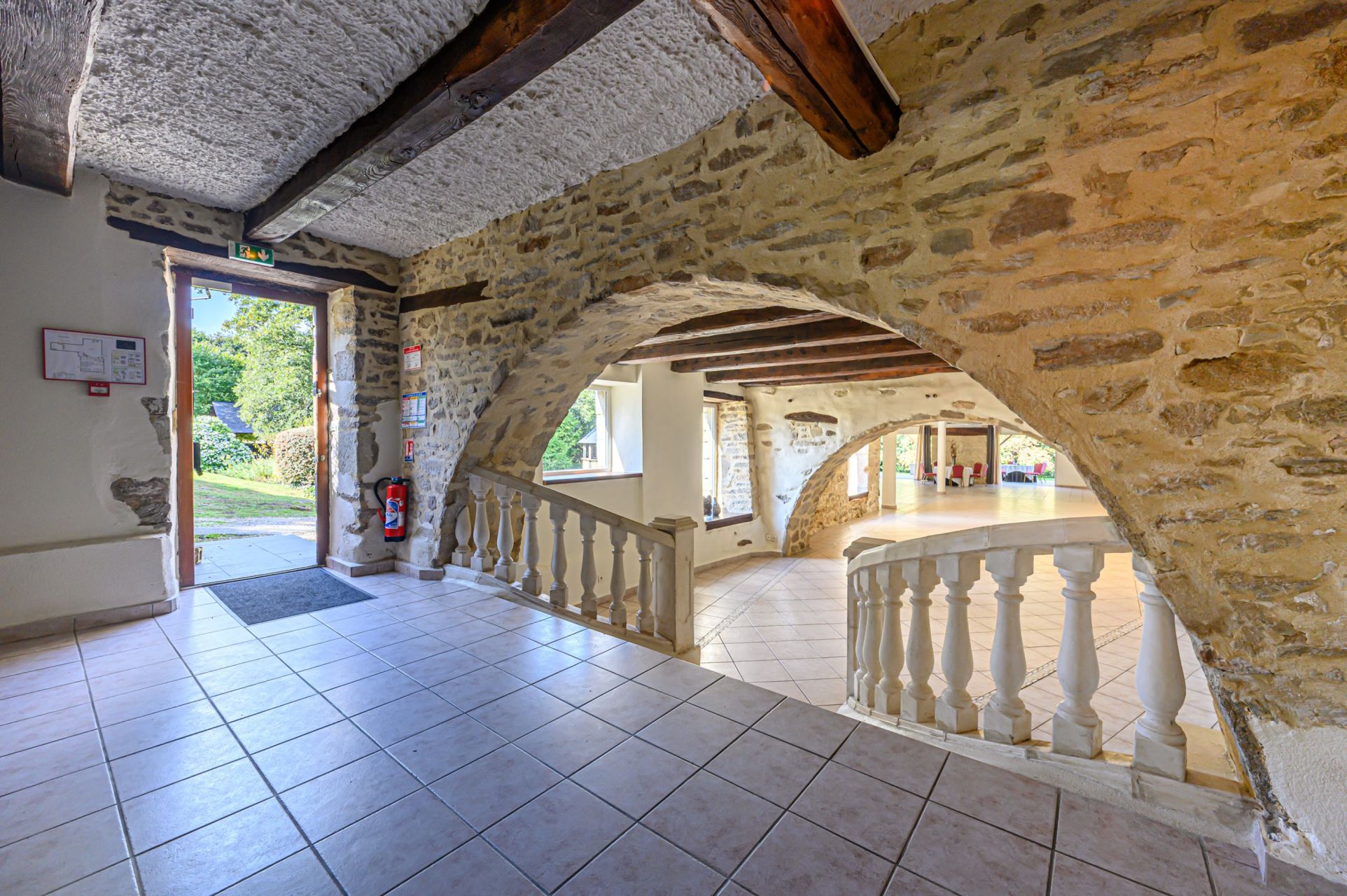 house 28 Rooms for sale on ST NOLFF (56250)