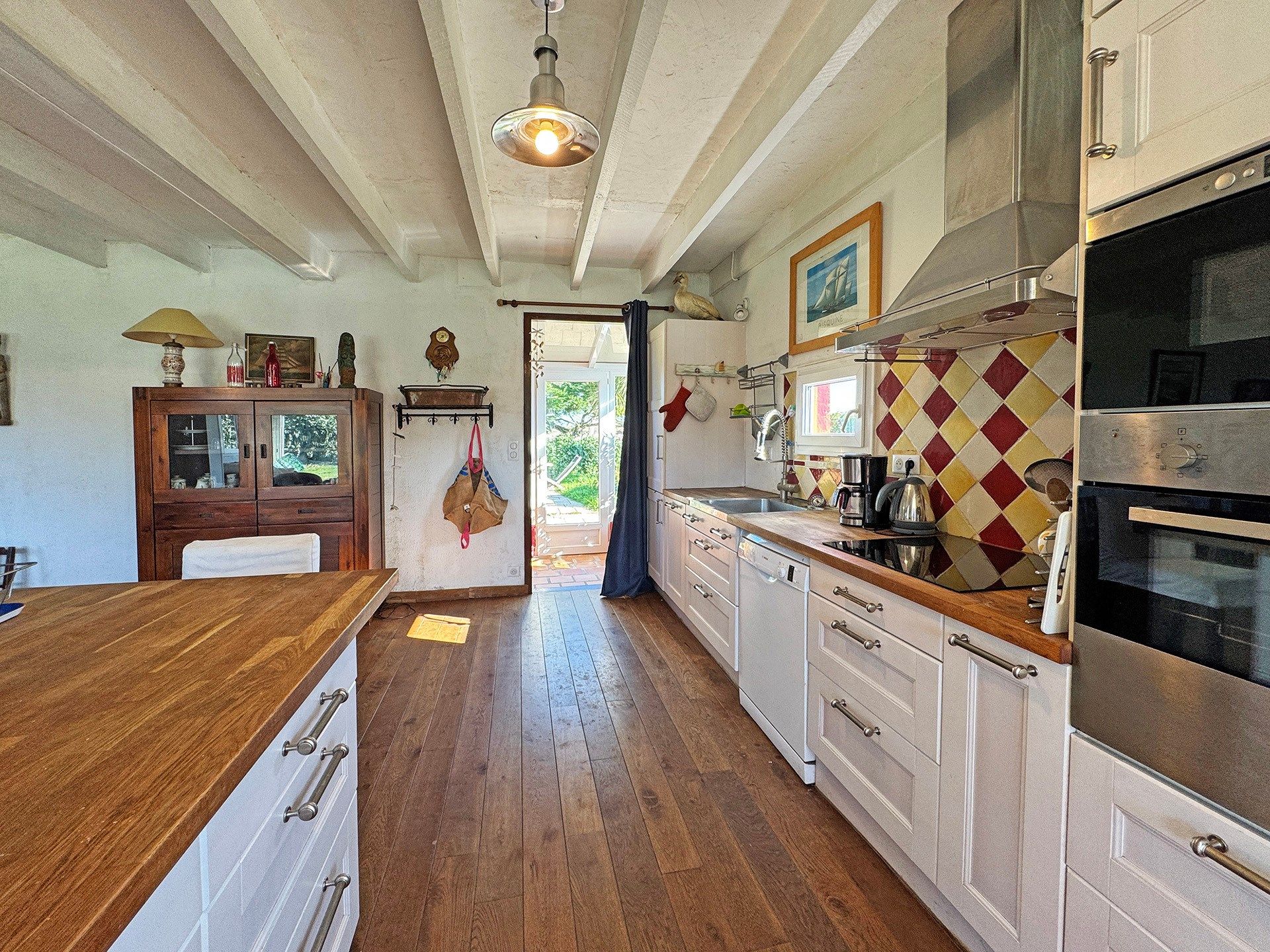 maison 8 Pièces en vente sur TREOGAT (29720)