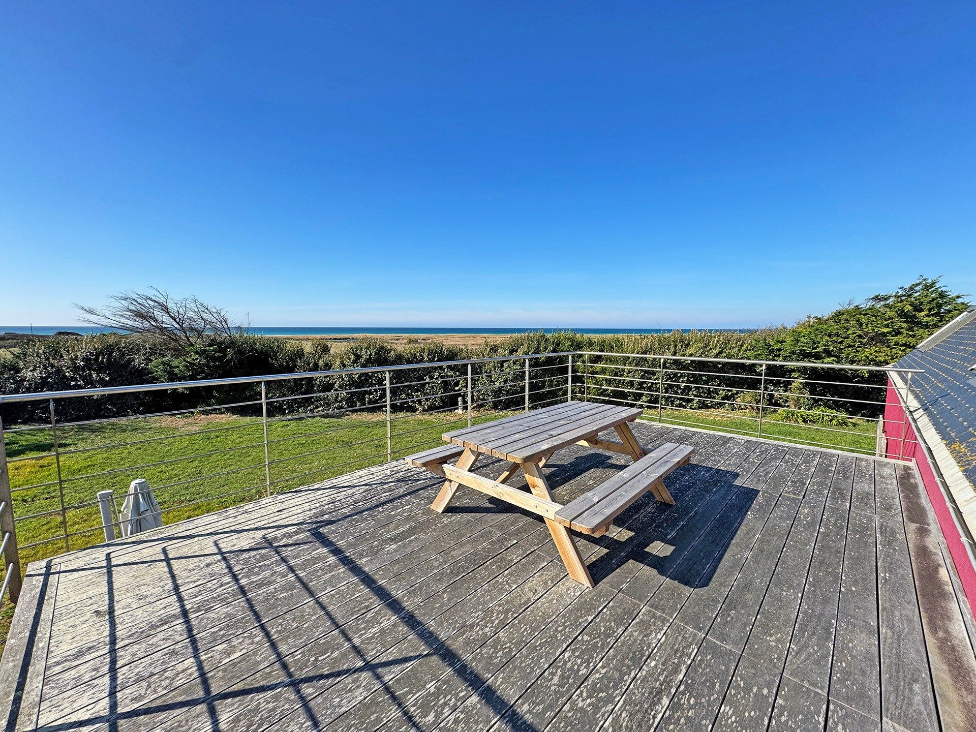 maison 8 Pièces en vente sur TREOGAT (29720)