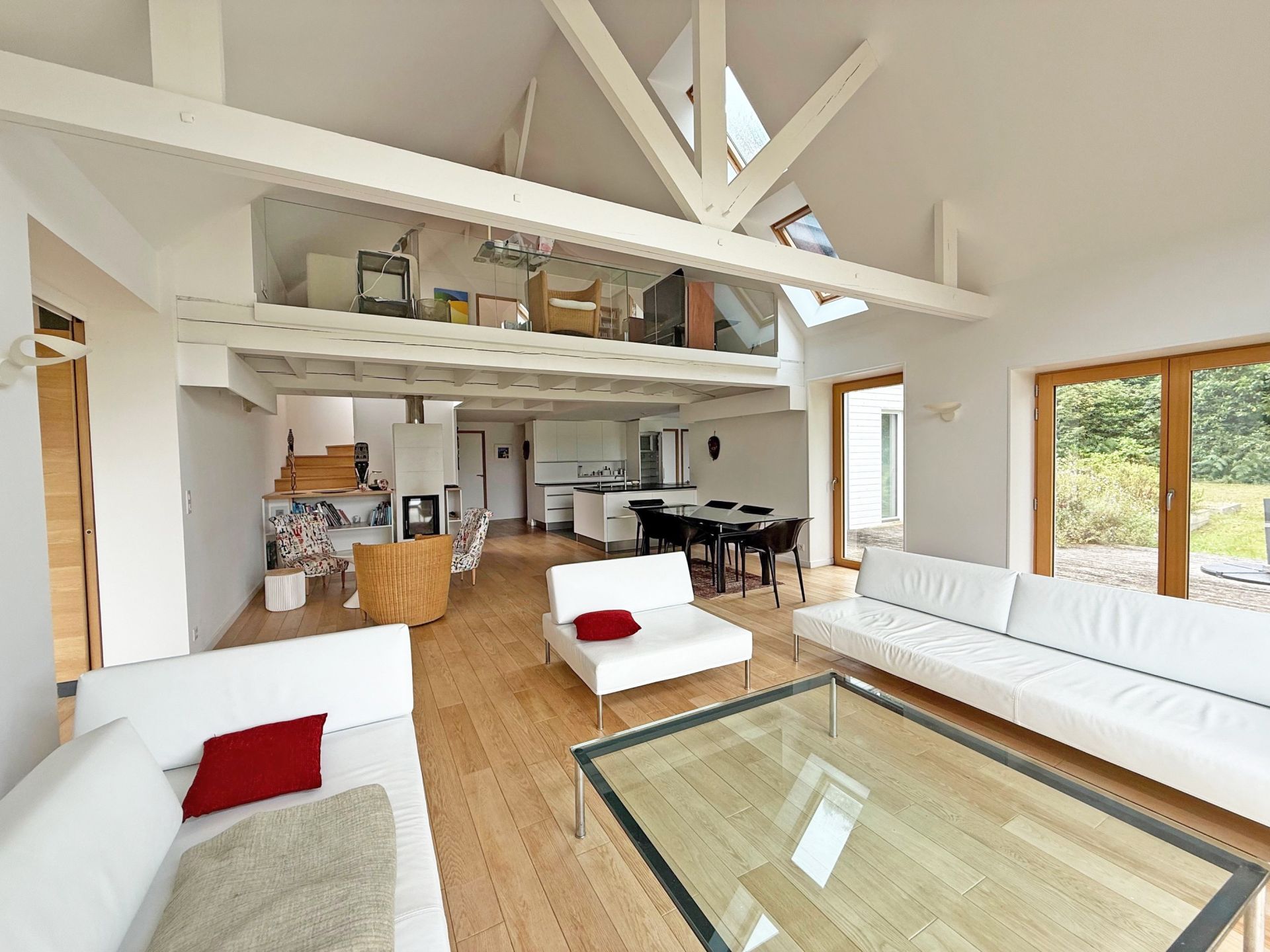 house 6 Rooms for sale on QUIMPER (29000)