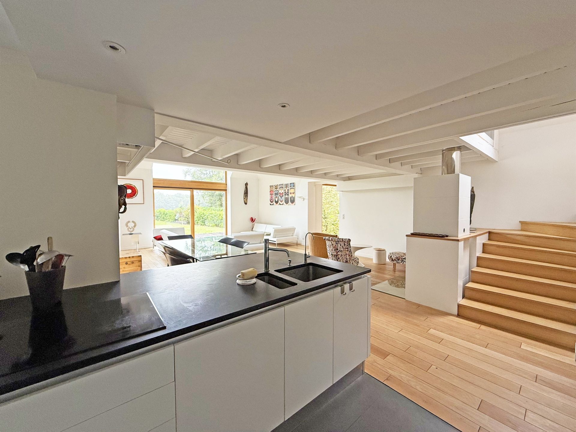 house 6 Rooms for sale on QUIMPER (29000)