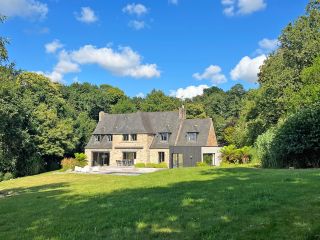 maison 10 Pièces en vente sur PLOUGASTEL DAOULAS (29470)