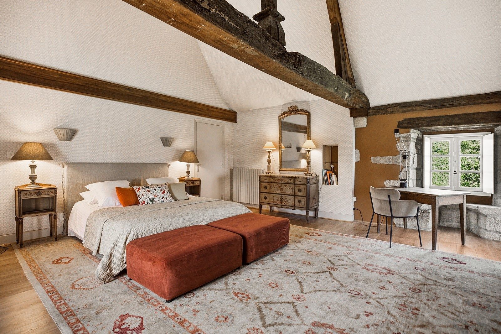 manor house 23 Rooms for seasonal rent on ARRADON (56610)