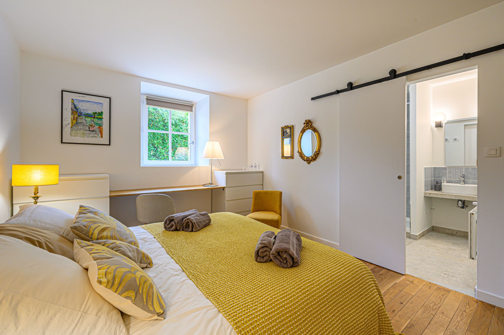 manor house 23 Rooms for seasonal rent on ARRADON (56610)