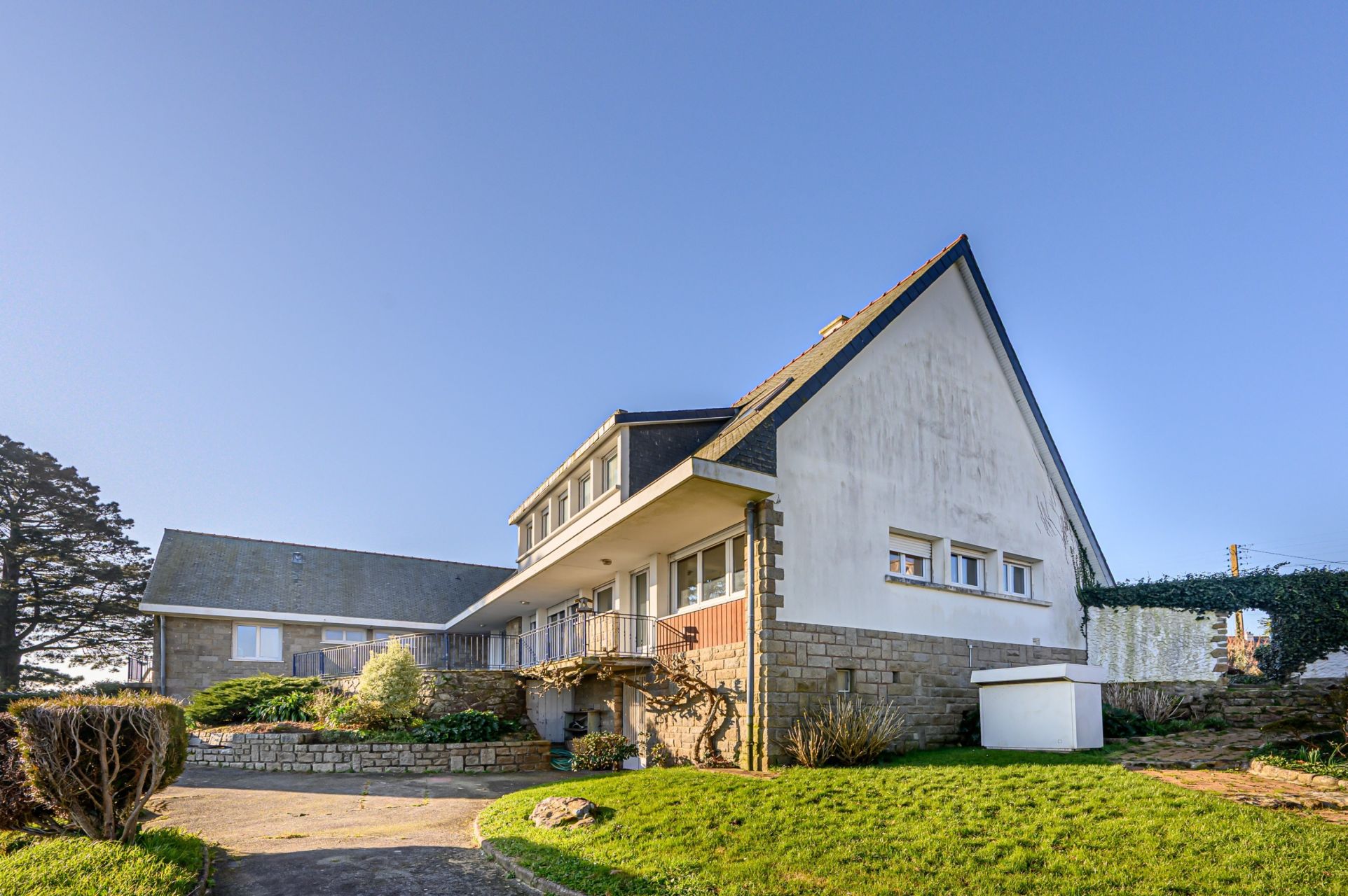 maison 11 Pièces en vente sur PLOUHINEC (56680)