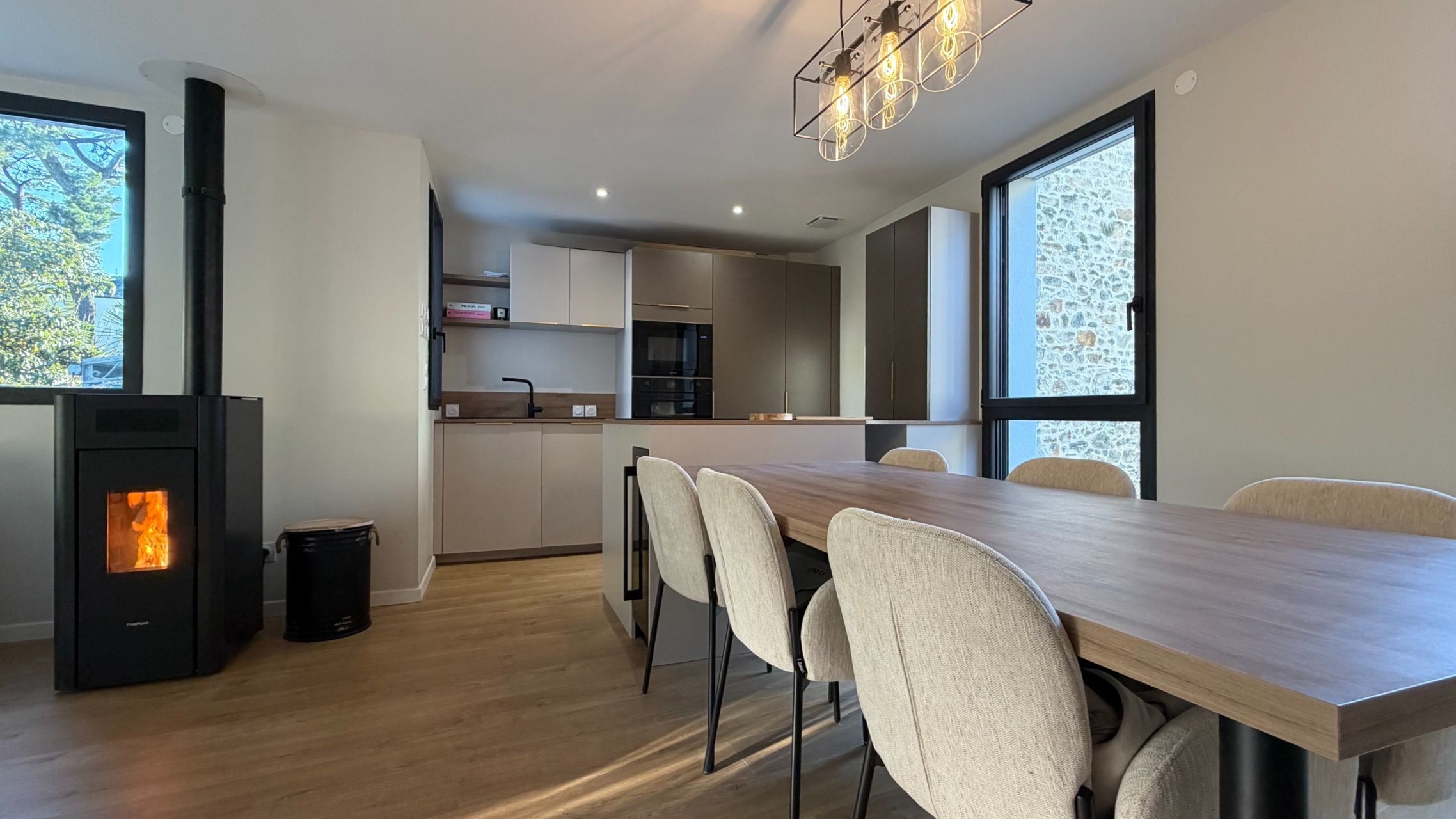 house 4 Rooms for sale on VANNES (56000)