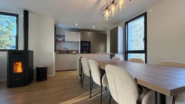 house 4 Rooms for sale on VANNES (56000)