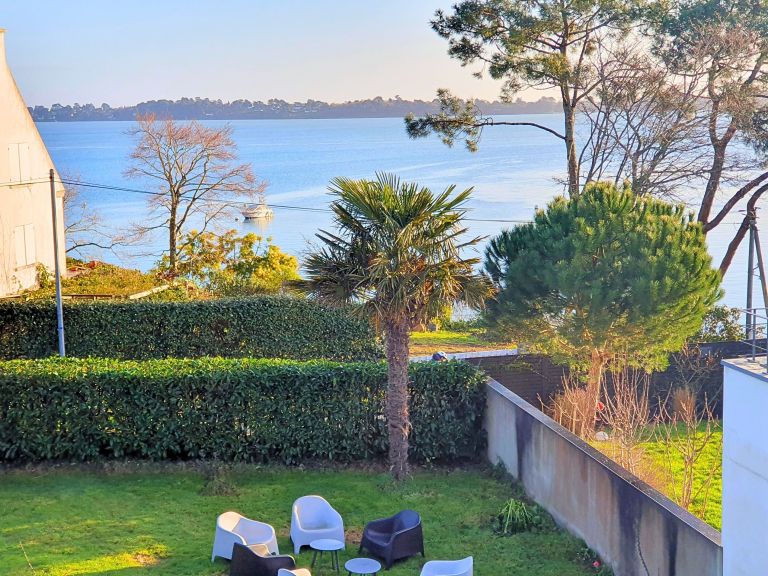 maison 8 Pièces en vente sur LARMOR BADEN (56870)