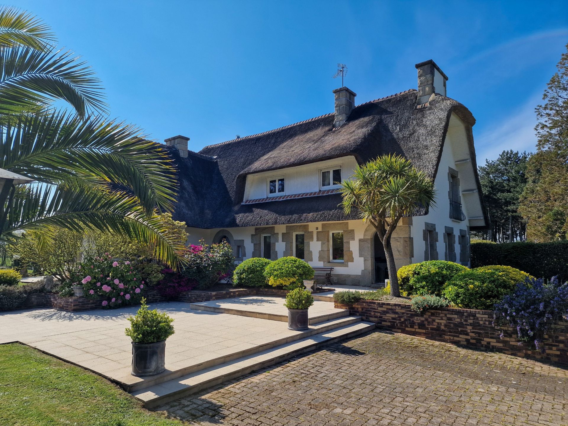 propriété 9 Pièces en vente sur HILLION (22120)