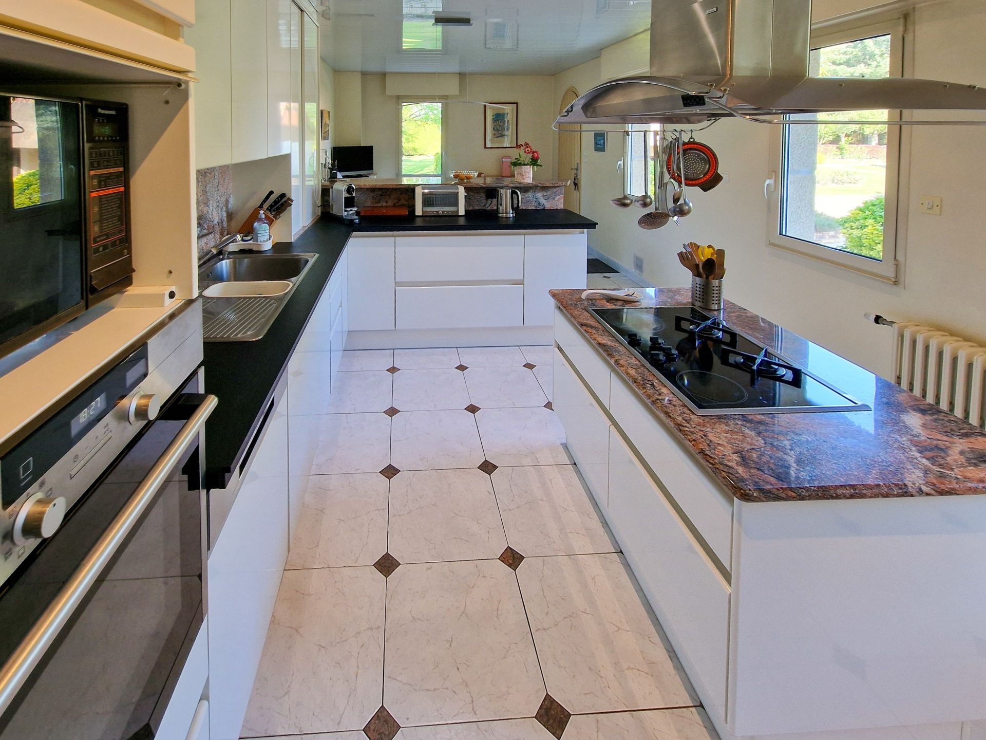 propriété 9 Pièces en vente sur HILLION (22120)