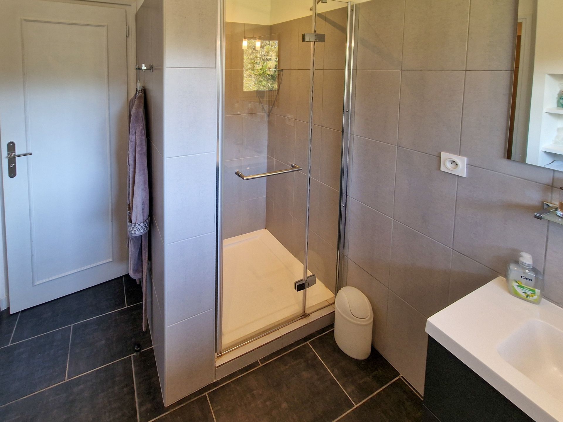 propriété 9 Pièces en vente sur HILLION (22120)