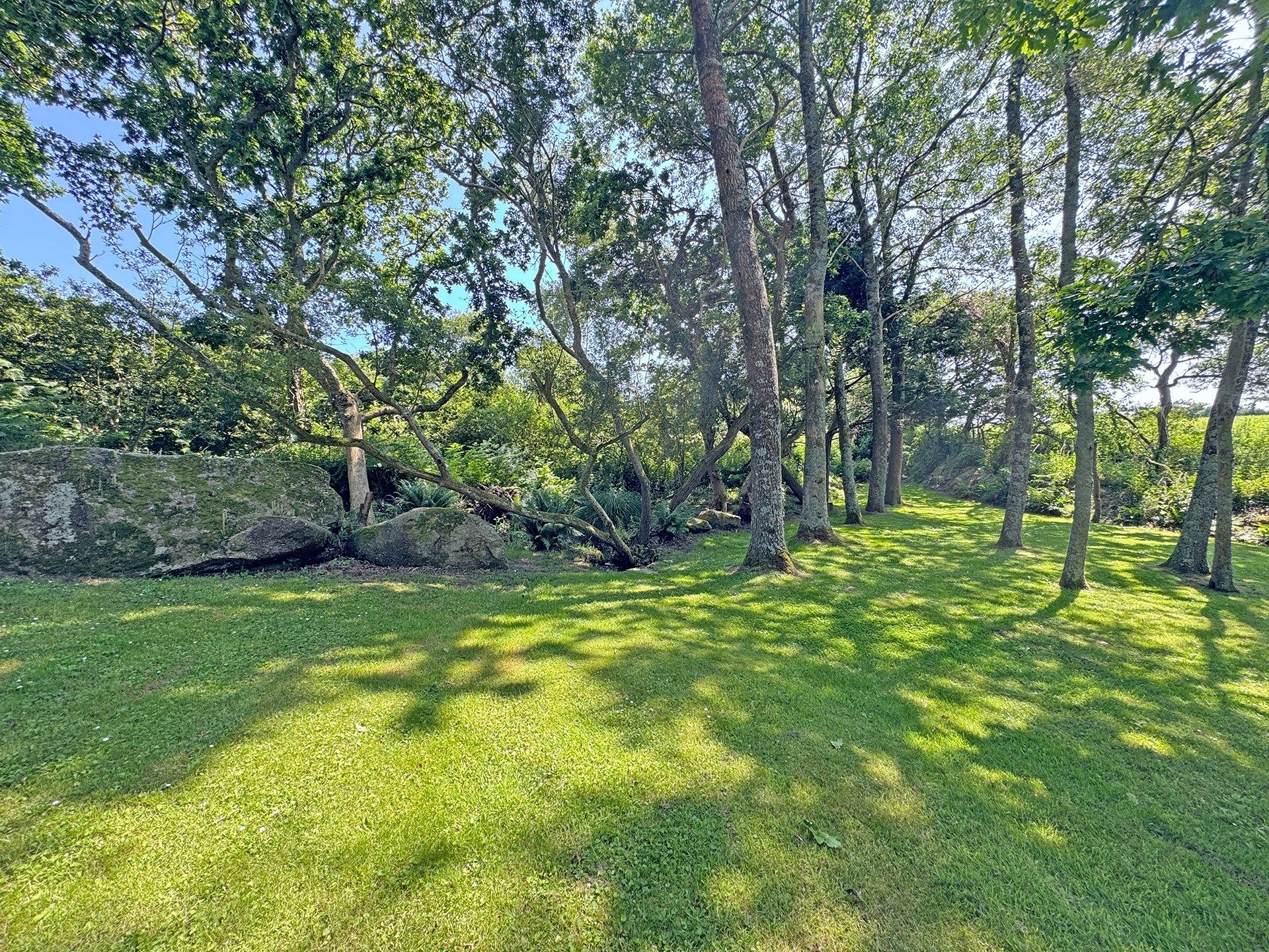 maison 8 Pièces en vente sur BRELES (29810)