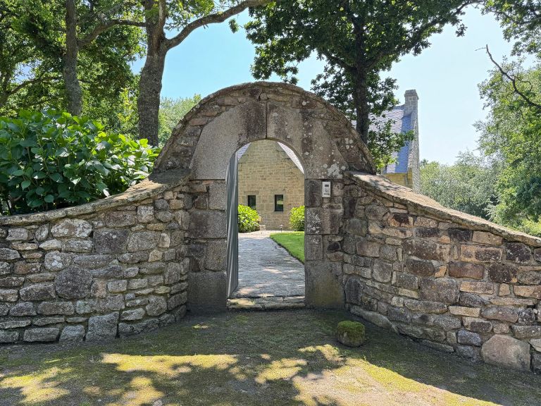 maison 8 Pièces en vente sur BRELES (29810)