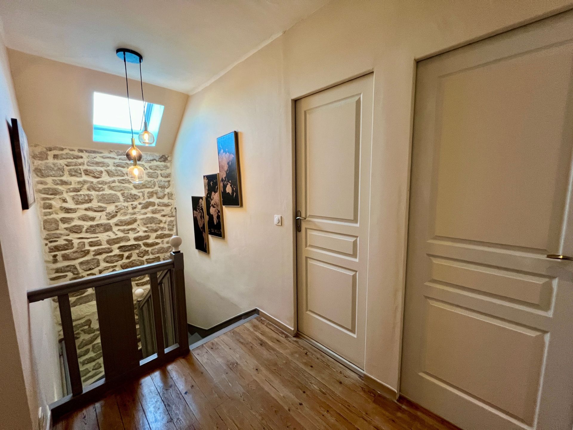 house 7 Rooms for sale on LOCTUDY (29750)