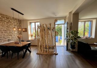 house 7 Rooms for sale on LOCTUDY (29750)