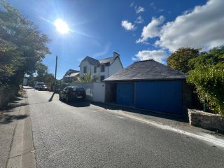 house 7 Rooms for sale on LOCTUDY (29750)