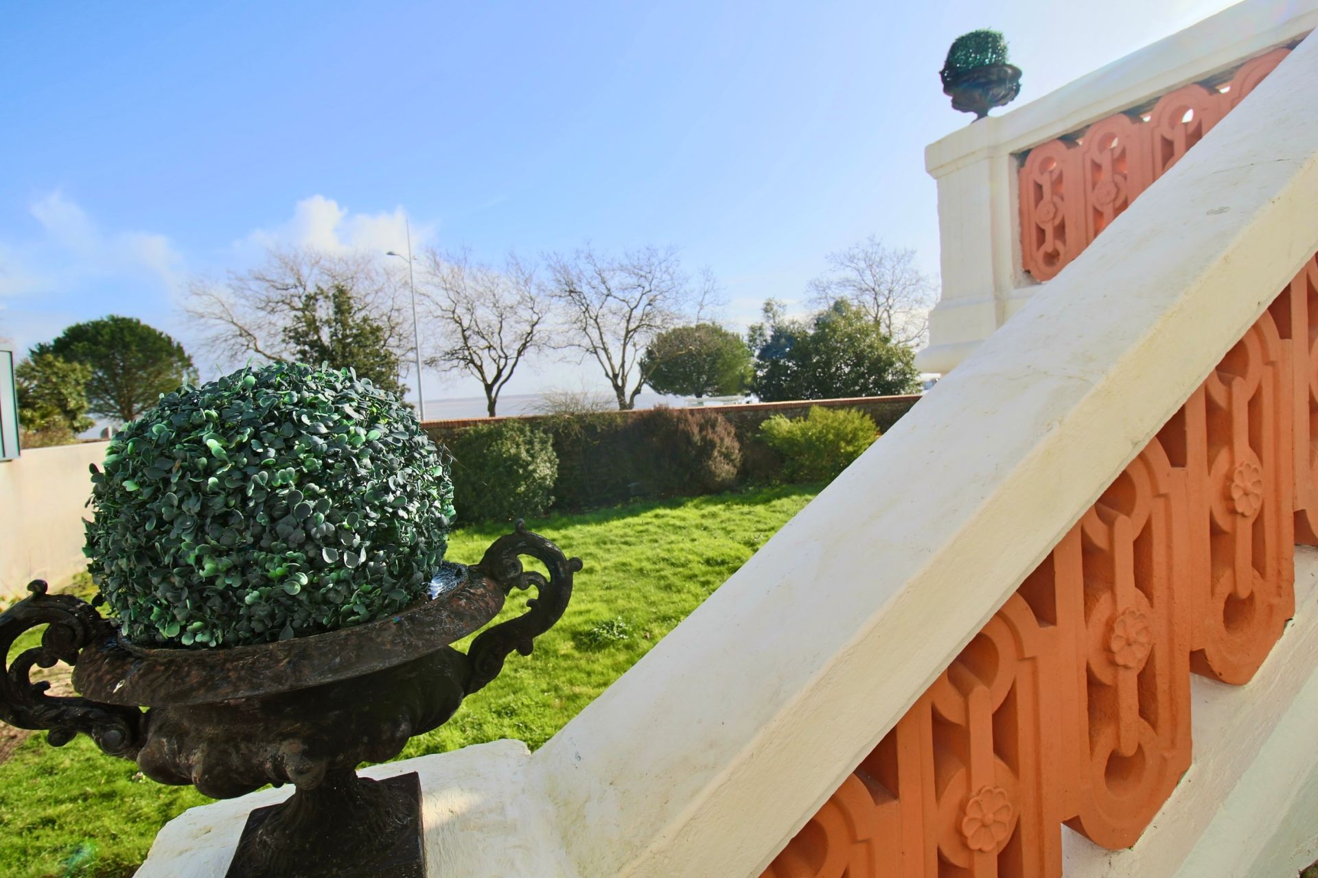 house 9 Rooms for sale on ST NAZAIRE (44600)