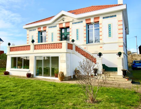 Sale House Saint-Nazaire 9&nbsp;Rooms 220&nbsp;m²