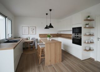 house 4 Rooms for sale on LE POULIGUEN (44510)