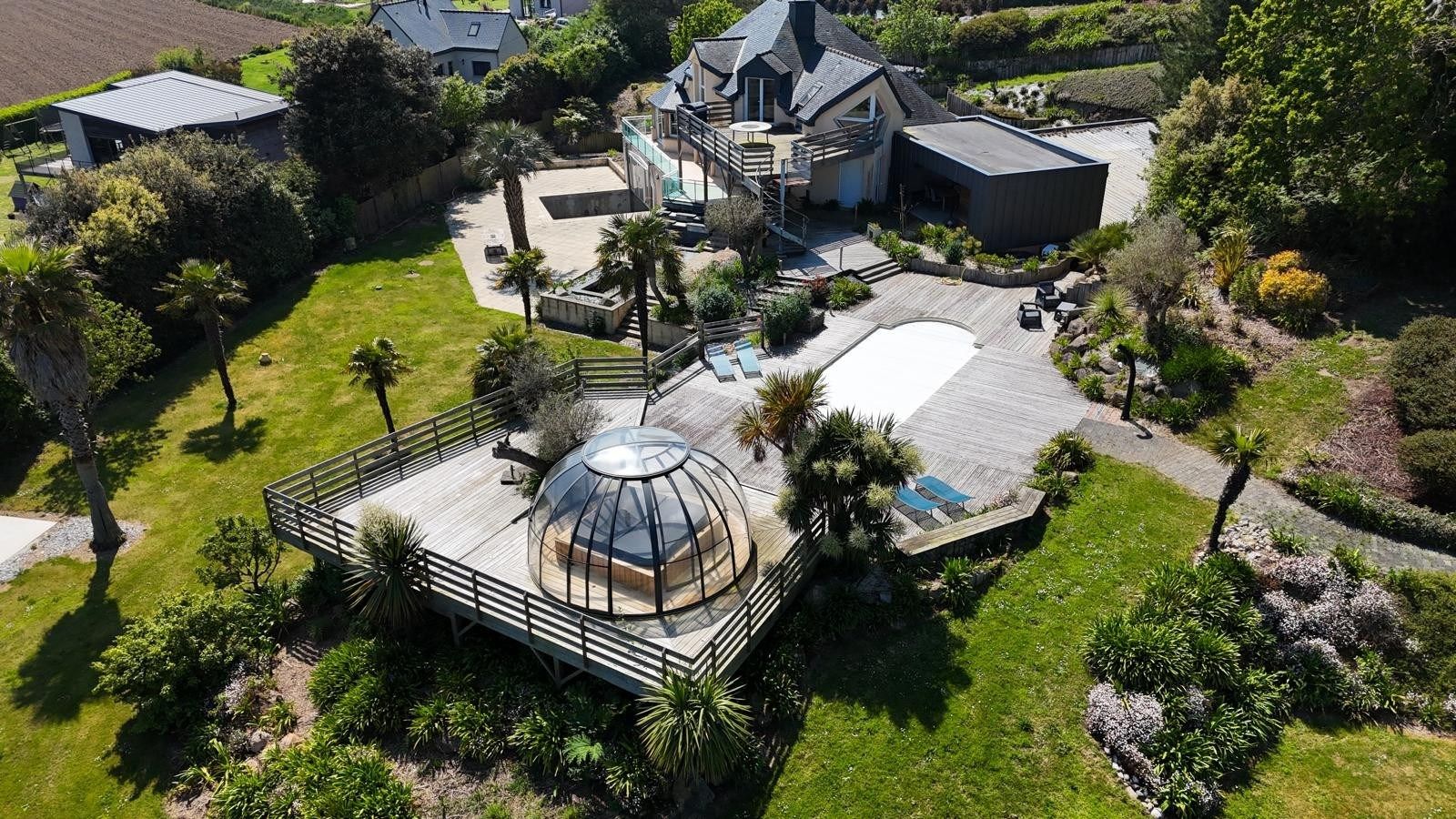 villa 10 Pièces en vente sur LOGUIVY DE LA MER (22620)