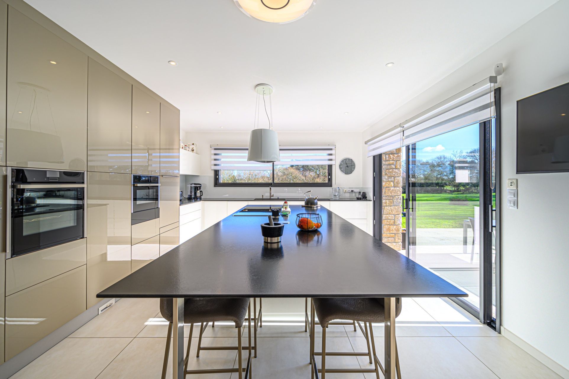 house 7 Rooms for sale on NEVEZ (29920)