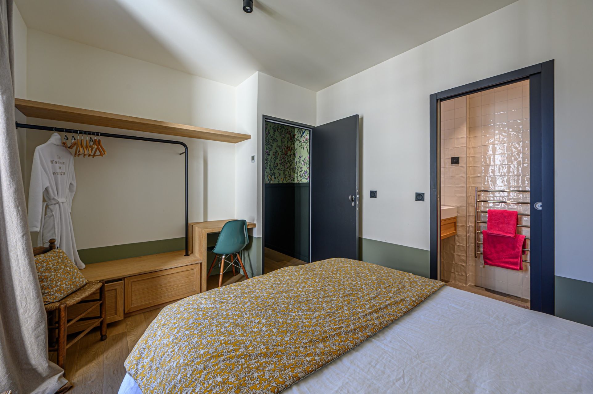 house 8 Rooms for seasonal rent on LE POULIGUEN (44510)