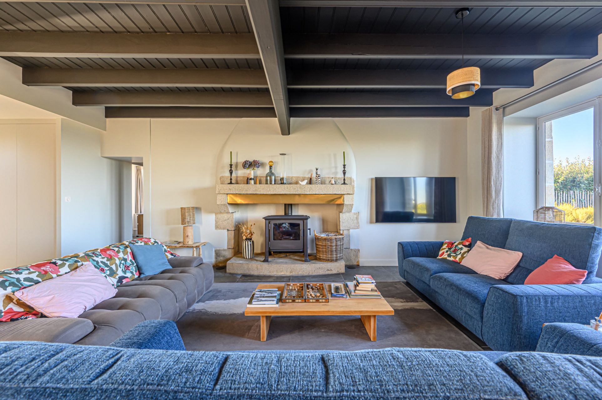 house 6 Rooms for seasonal rent on PENMARCH (29760)