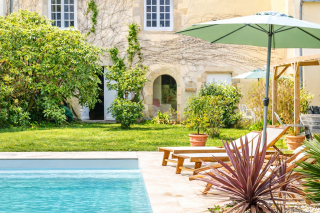 house 8 Rooms for sale on MISSILLAC (44780)