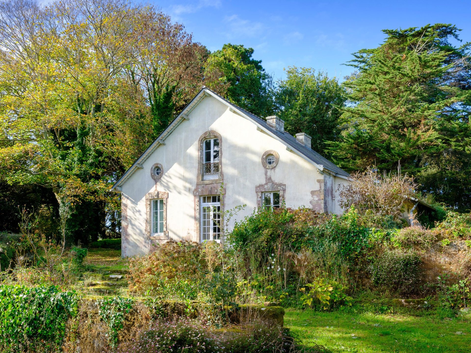 house 6 Rooms for sale on SARZEAU (56370)