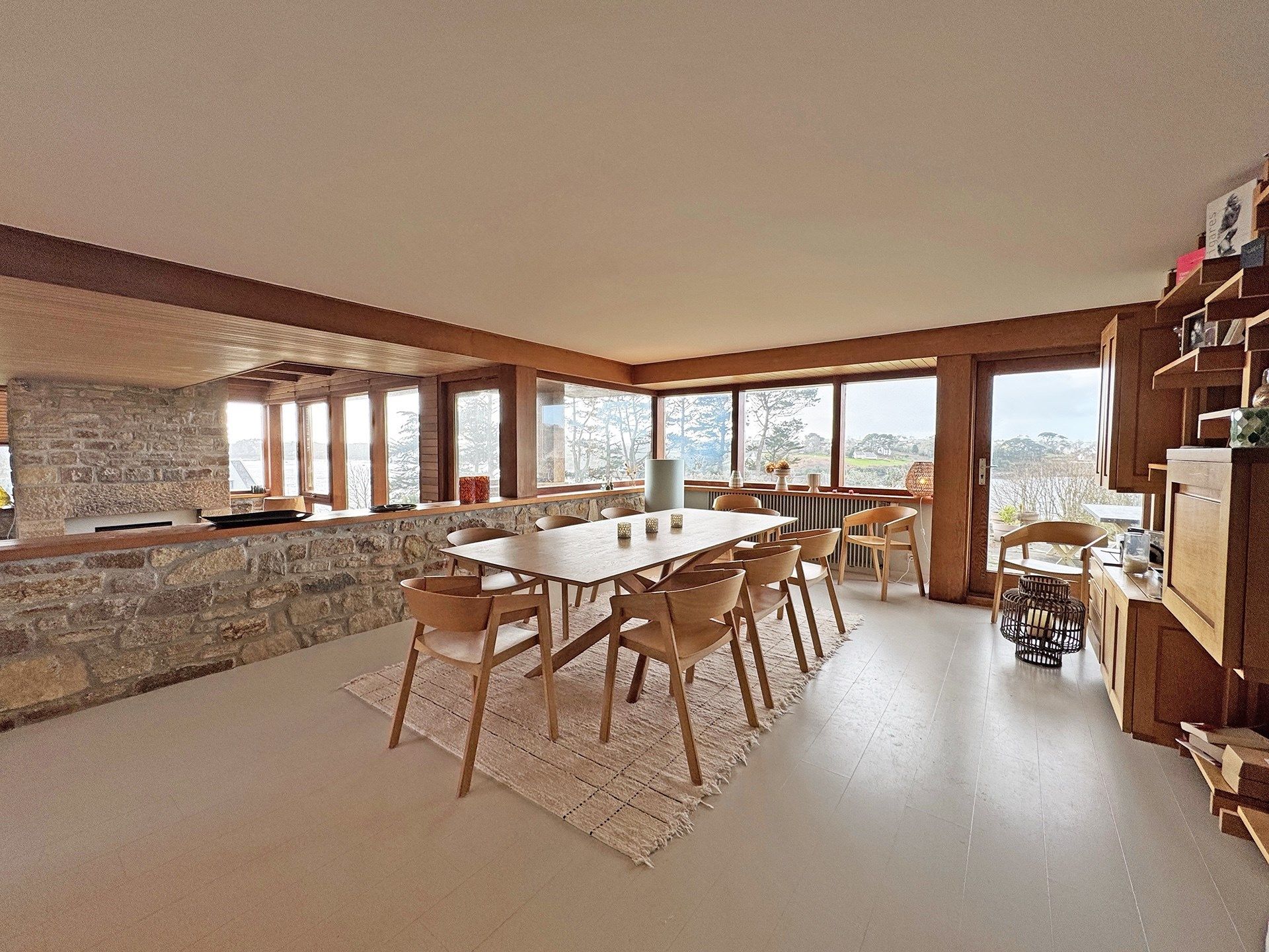 house 10 Rooms for sale on LANNILIS (29870)