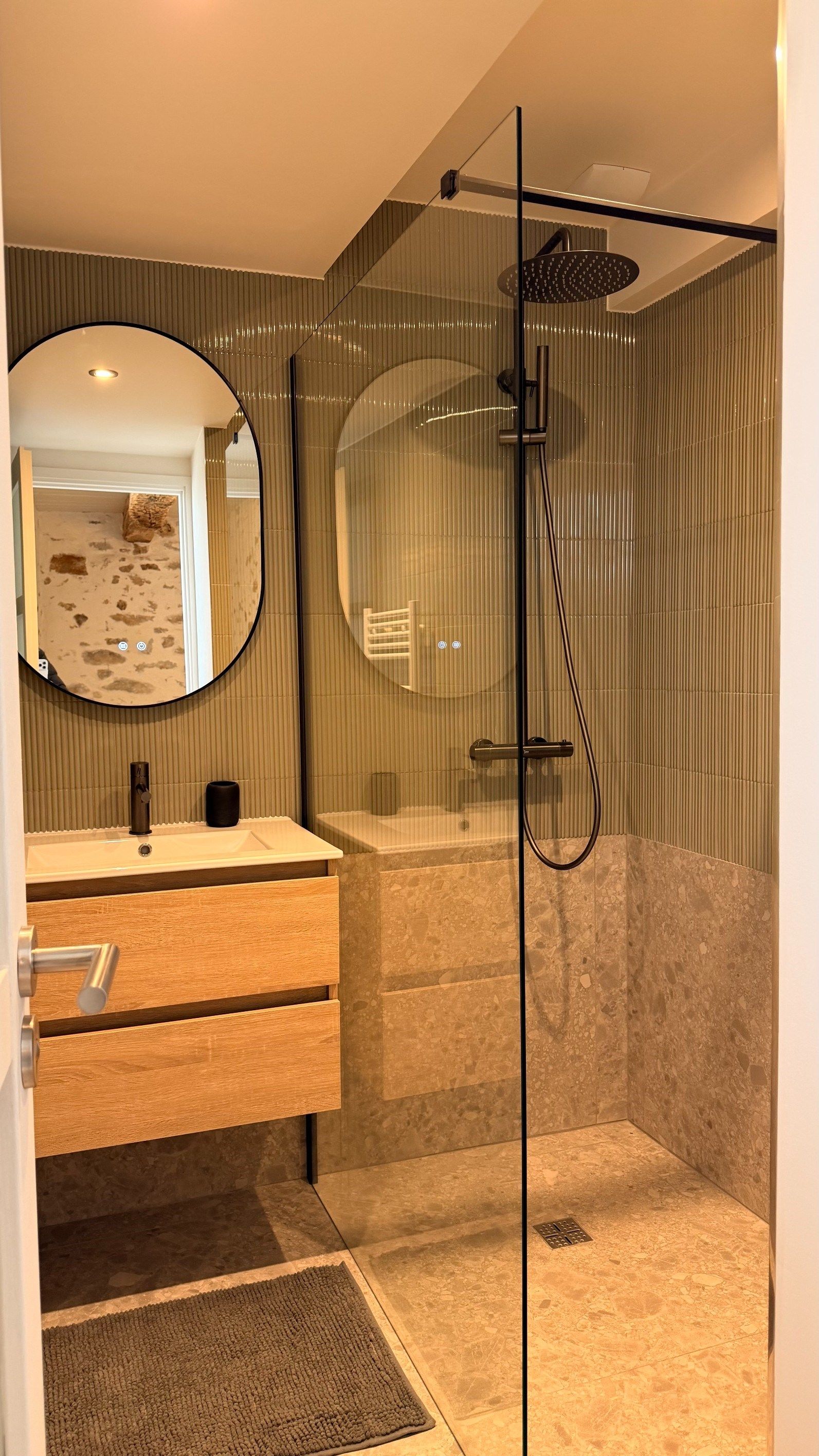 house 5 Rooms for sale on AURAY (56400)