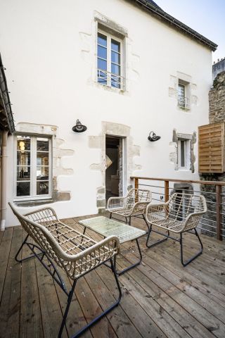 house 5 Rooms for sale on AURAY (56400)