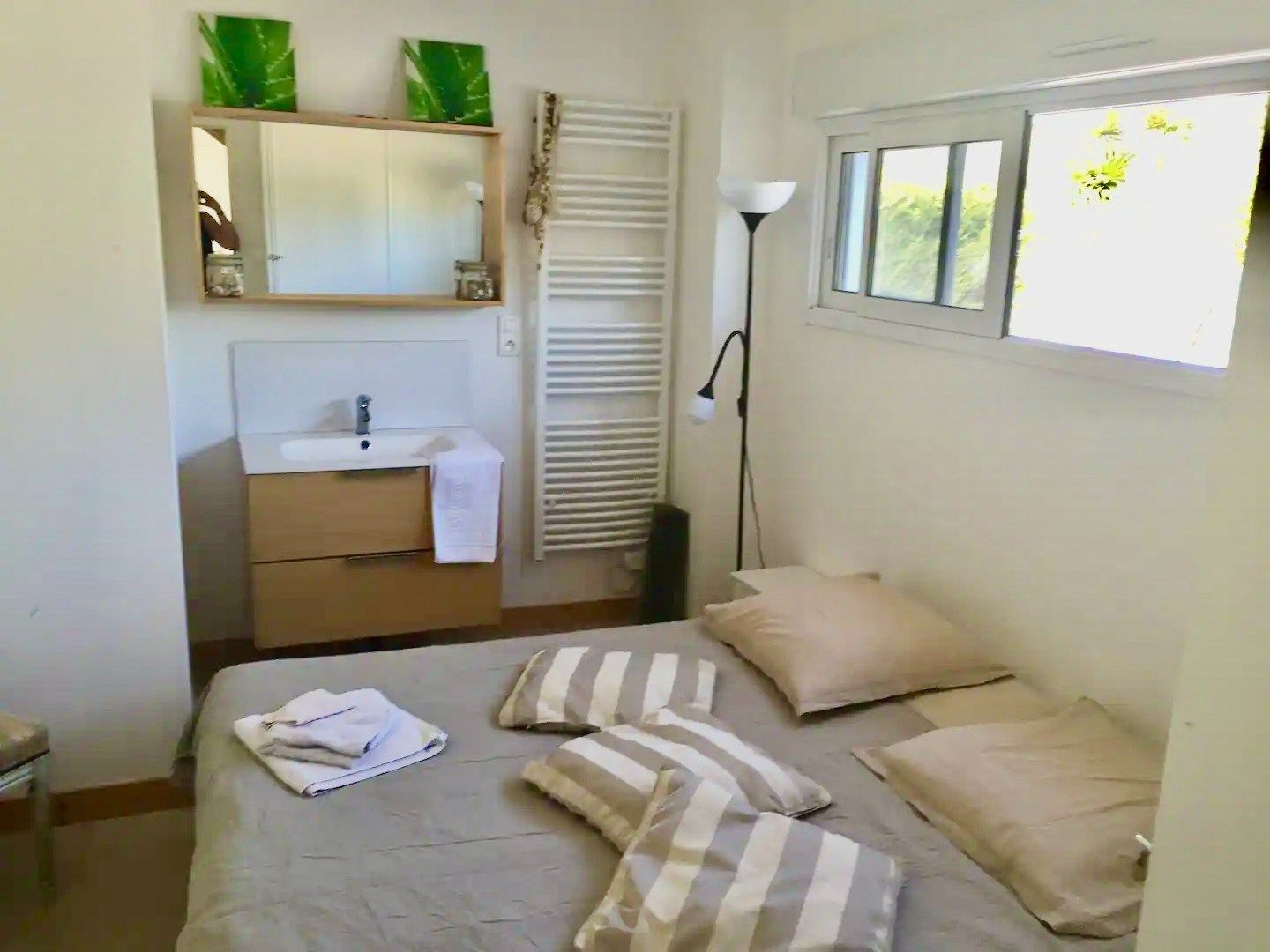 house 5 Rooms for sale on GUERANDE (44350)