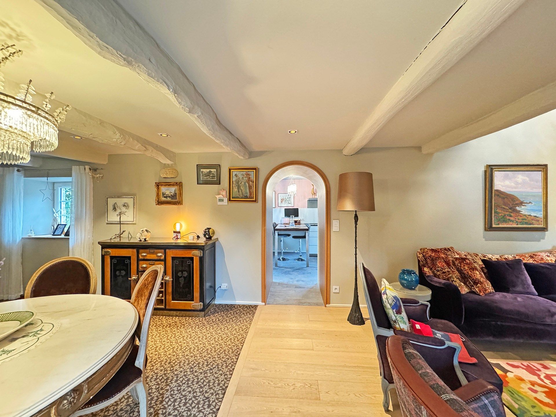 house 7 Rooms for sale on QUIMPER (29000)