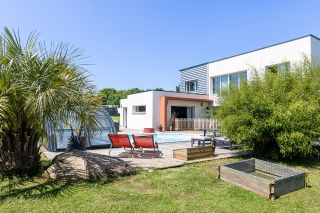 house 9 Rooms for sale on PLOURHAN (22410)