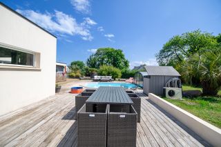 house 9 Rooms for sale on PLOURHAN (22410)