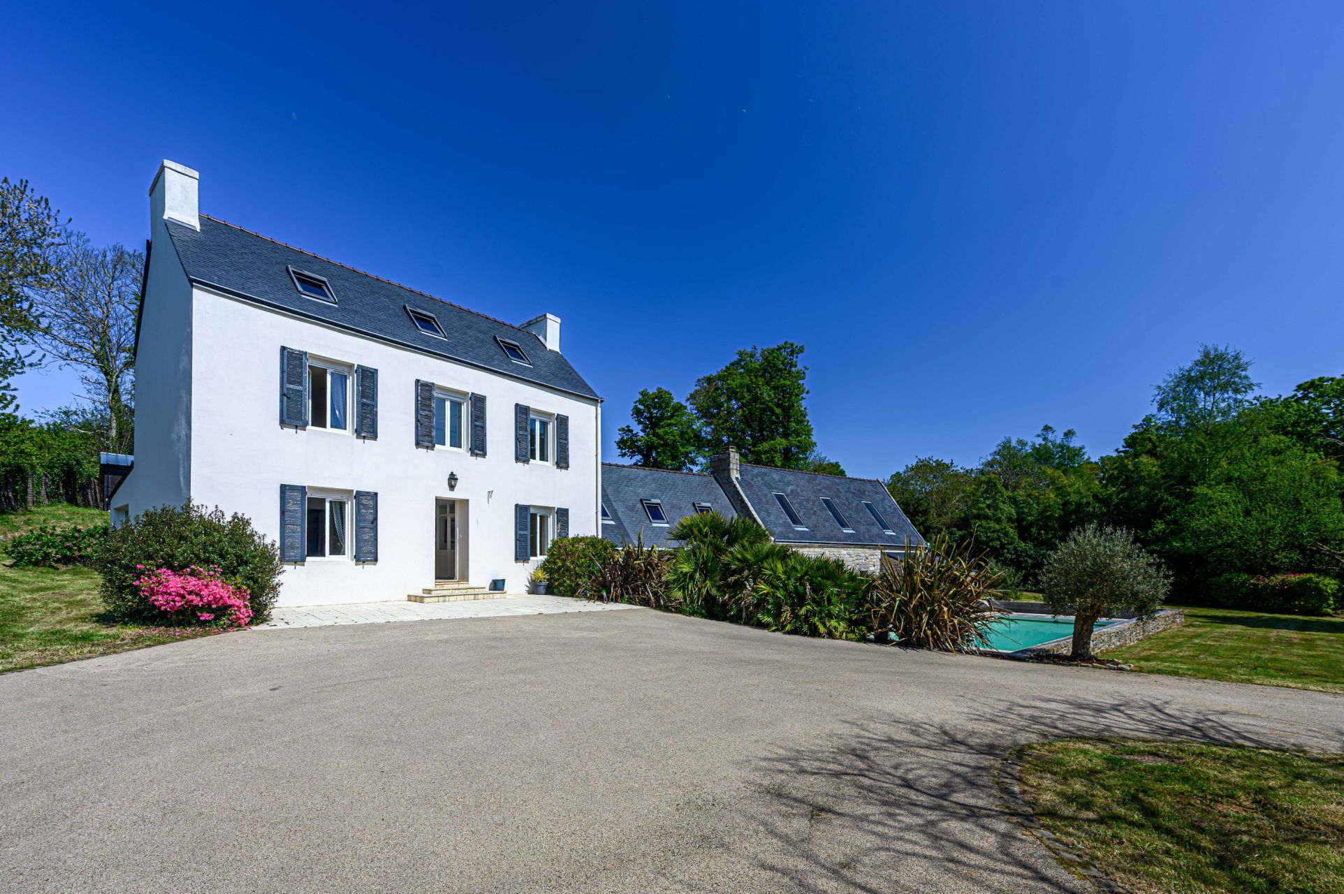 propriété 11 Pièces en vente sur QUIMPER (29000)