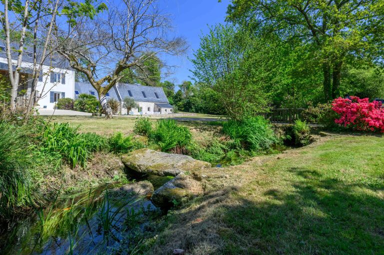 propriété 11 Pièces en vente sur QUIMPER (29000)