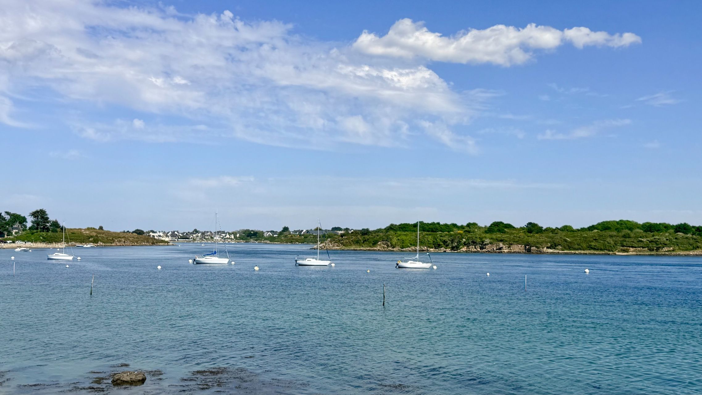 house 7 Rooms for sale on PLOUHINEC (56680)