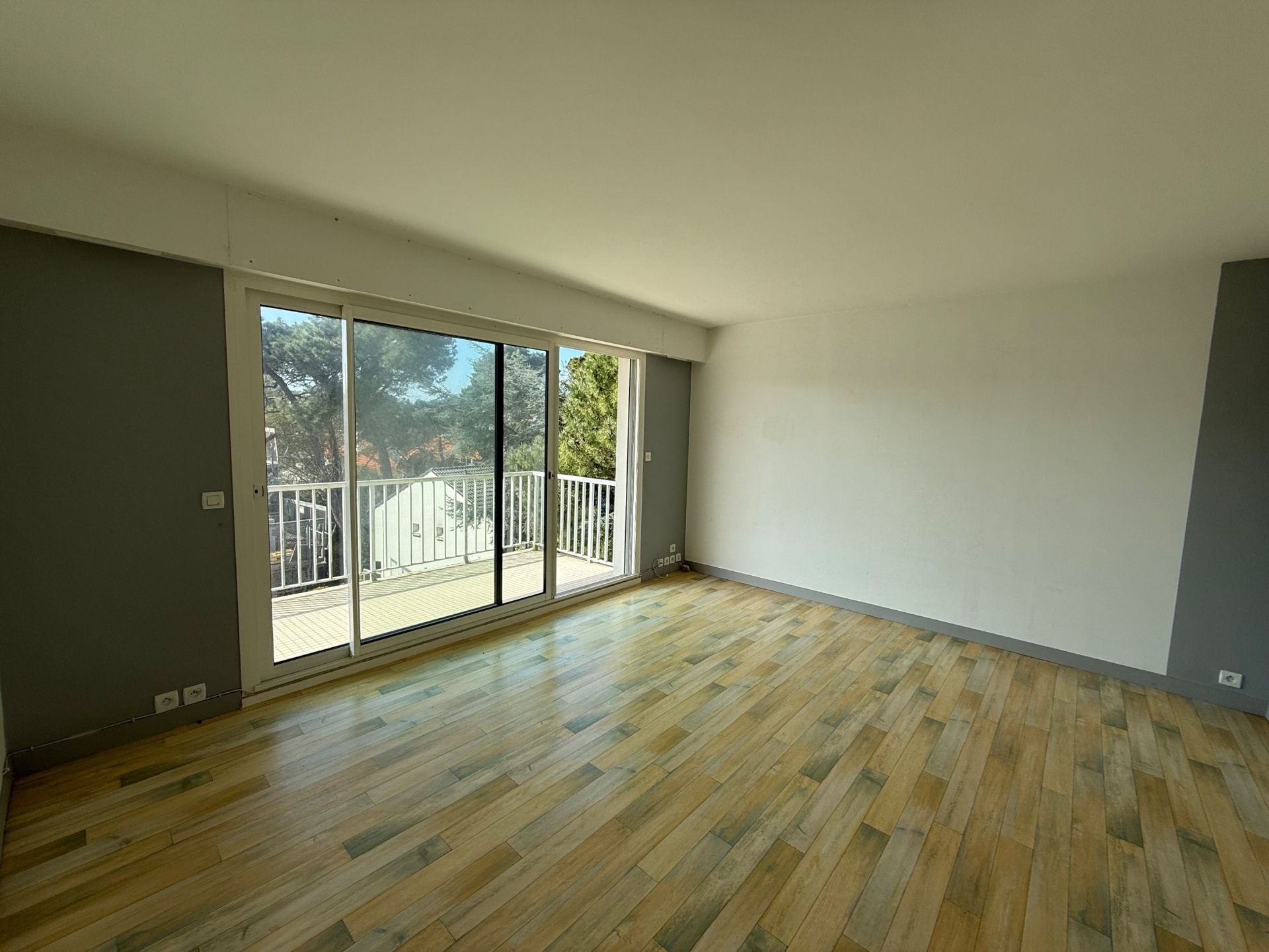 apartment 3 Rooms for sale on LA BAULE ESCOUBLAC (44500)