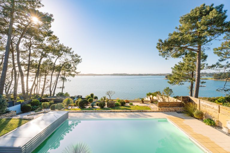 maison 8 Pièces en vente sur BADEN (56870)