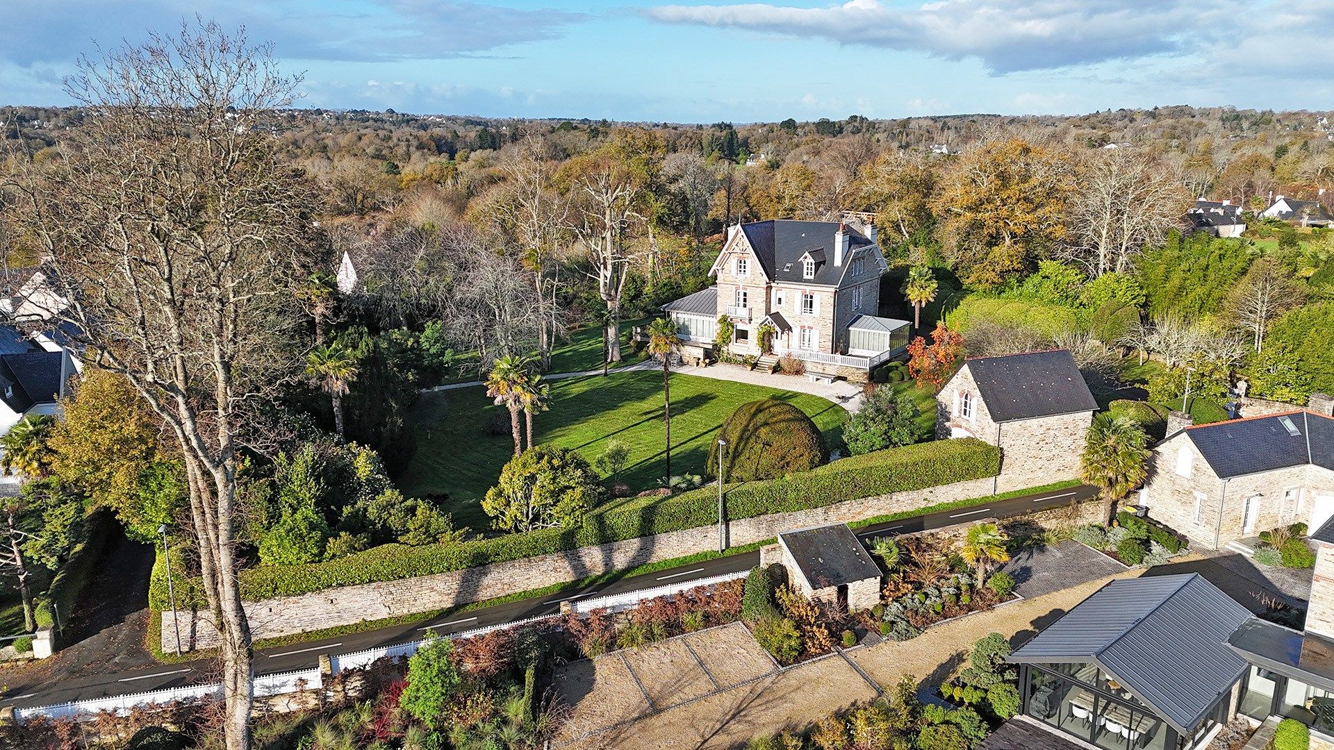 maison 17 Pièces en vente sur LA FORET FOUESNANT (29940)