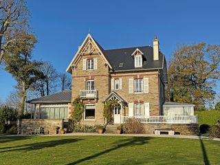 maison 17 Pièces en vente sur LA FORET FOUESNANT (29940)